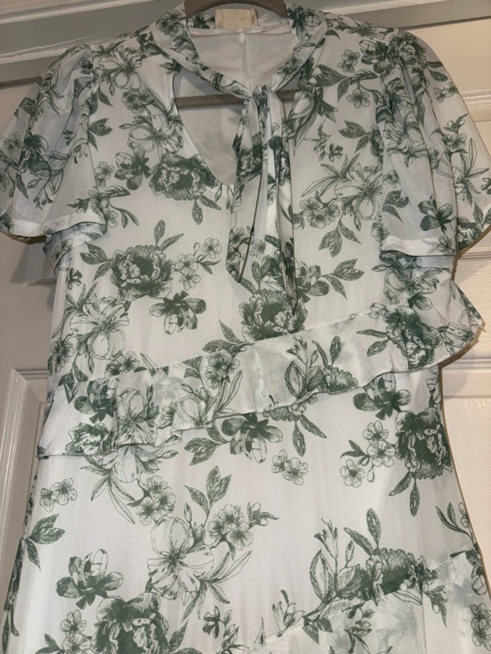 Ember Floral Tiered High-Low Midi Dress - Green - Picture 5 of 7
